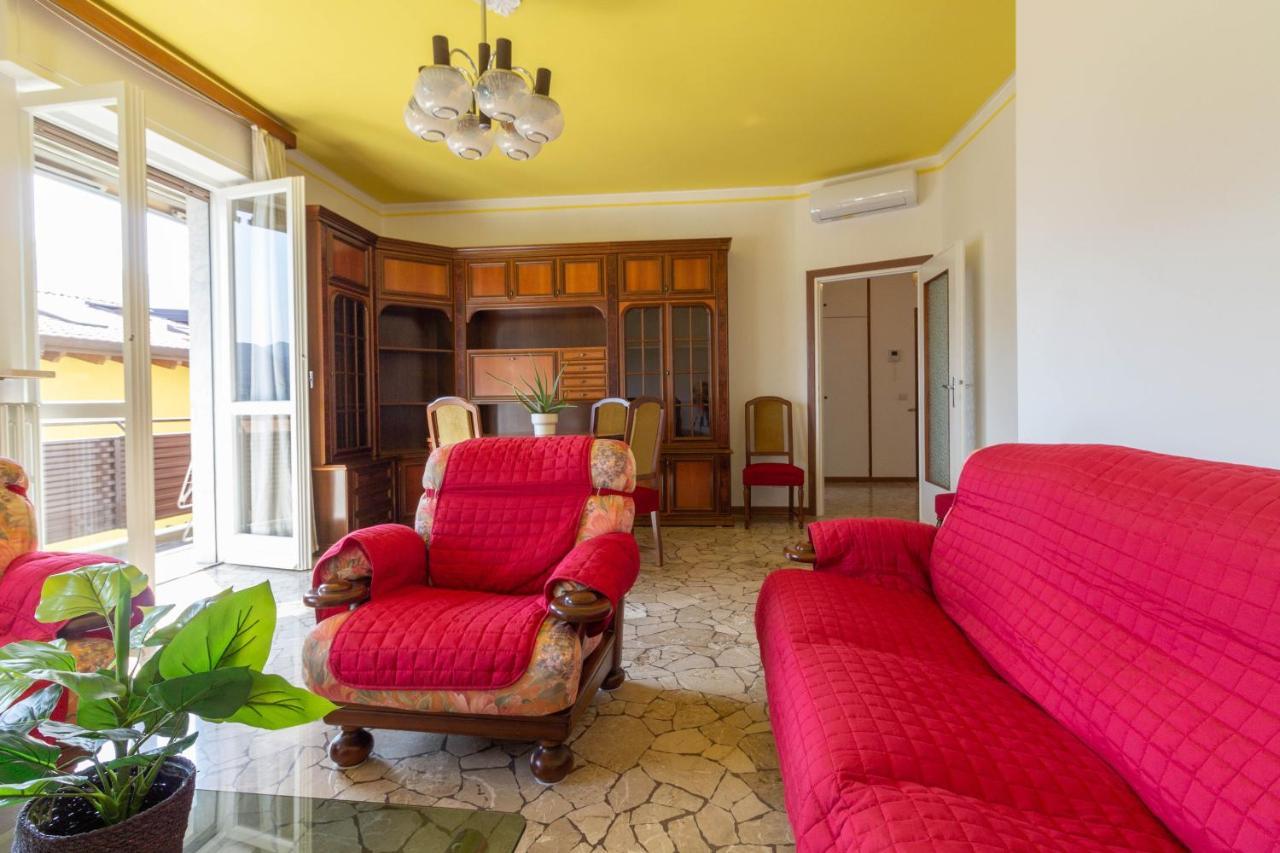 Mamma Ciccia Holiday Home - Casa Imperia Mandello del Lario Exterior foto
